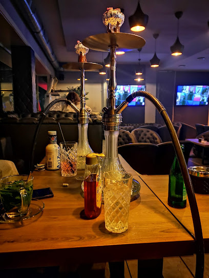 Emi Lounge